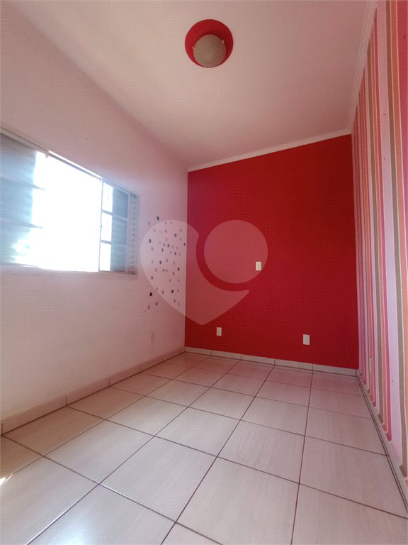 Casa à venda com 3 quartos, sendo 1 suíte, em Central Parque 4-l, Itapetininga, SP