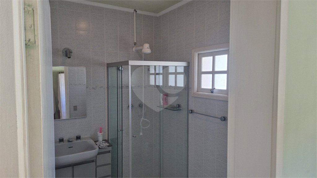 Casa à venda com 4 quartos, sendo 3 suítes,  no condomínio Chácara das Rosas, São Paulo - SP