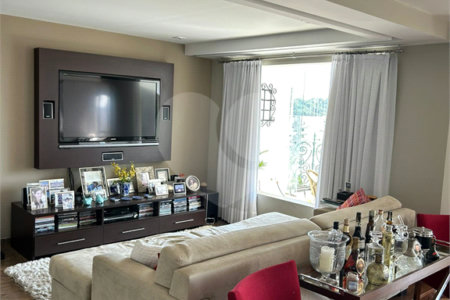 Apartamento à venda com 4 suítes em Real Parque, São Paulo, SP