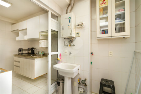Apartamento à venda com 3 quartos, sendo 2 suítes, em Vila Lageado, São Paulo, SP