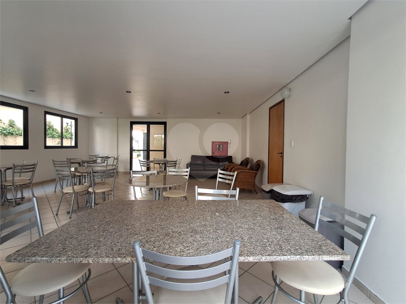 Apartamento à venda com 2 quartos, sendo 1 suíte, em Vila Pompéia, São Paulo, SP