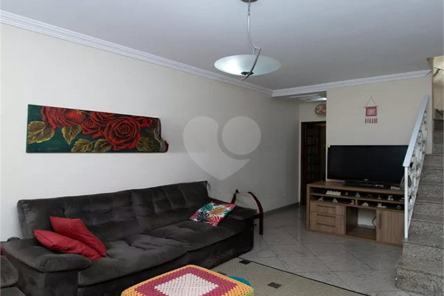 Casa à venda com 3 quartos, sendo 1 suíte, em Vila Gustavo, São Paulo, SP