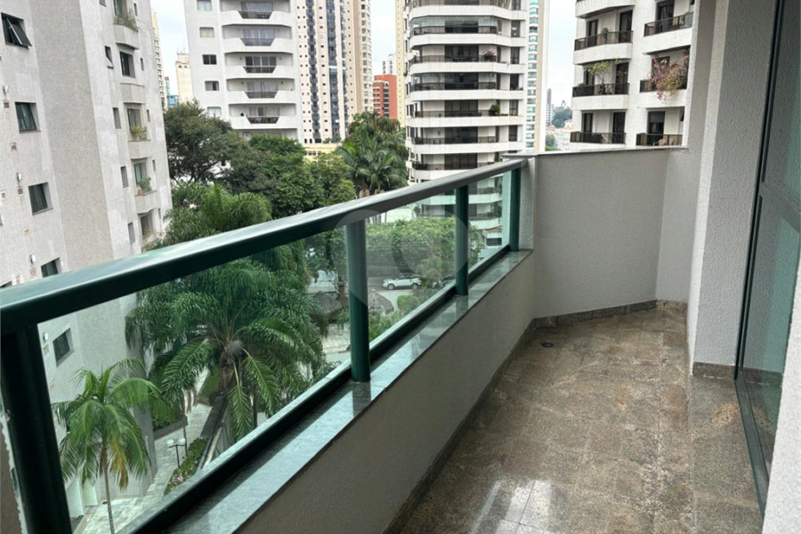 Apartamento à venda com 3 quartos, sendo 1 suíte,  em Santana, São Paulo, SP
