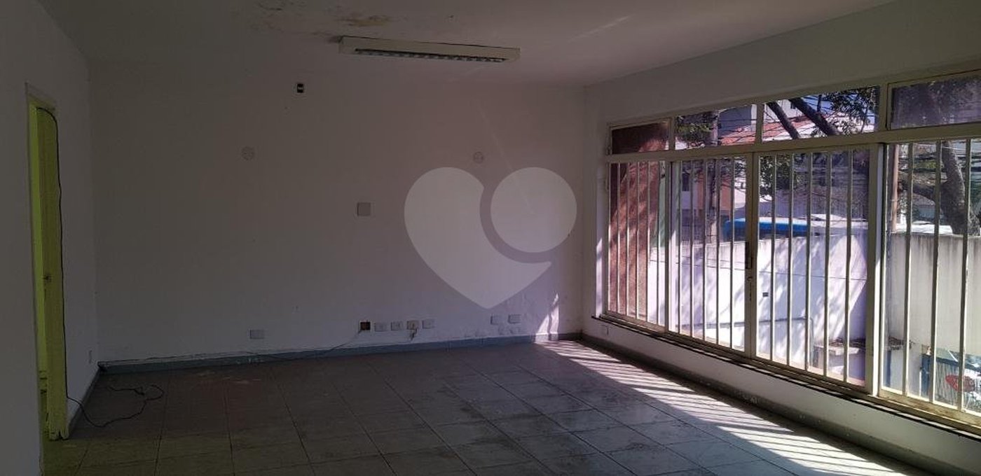 Casa à venda com 4 quartos em Vila Clementino, São Paulo, SP