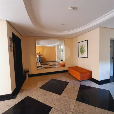 Apartamento à venda com 3 quartos, sendo 1 suíte, em Campo Belo, São Paulo, SP