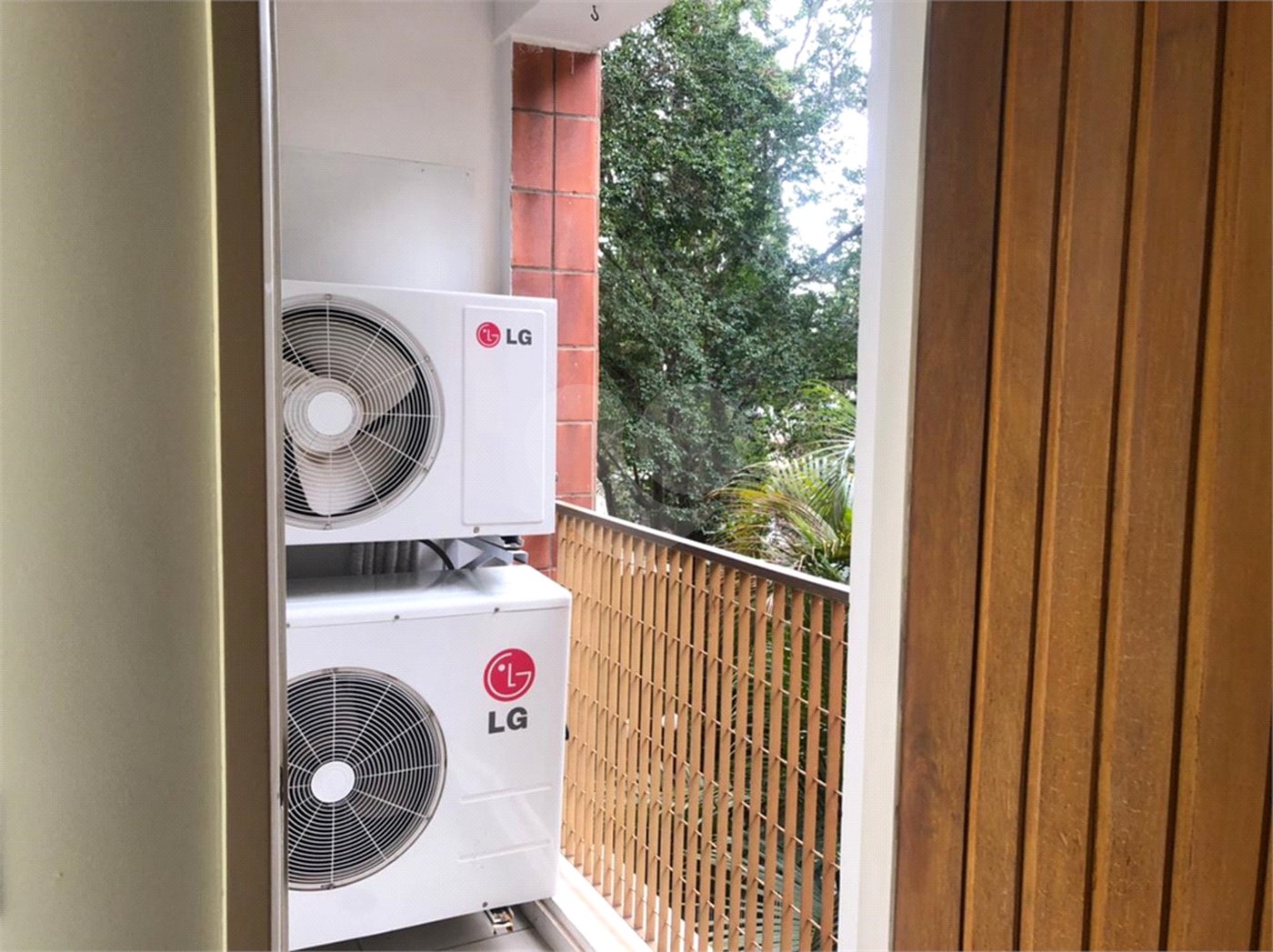 Apartamento à venda com 4 quartos, sendo 3 suítes, em Alto da Boa Vista, São Paulo, SP