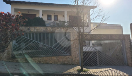 Casa à venda com 4 quartos, sendo 3 suítes,  em City América, São Paulo, SP