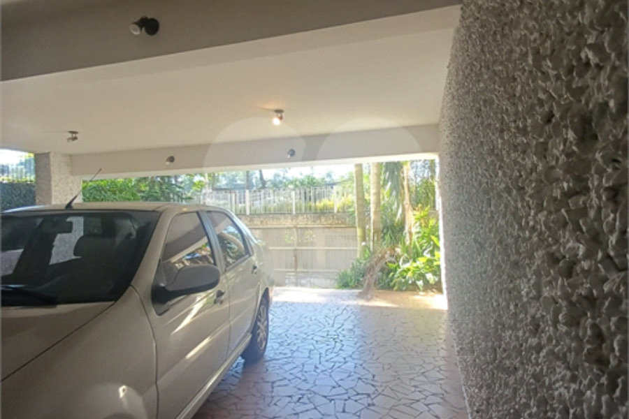 Sobrado à venda com 5 suítes em Vila Albertina, São Paulo, SP