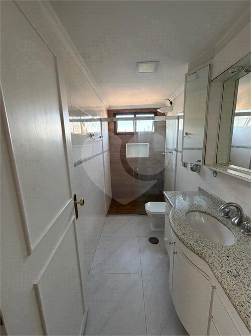 Apartamento à venda com 3 quartos, sendo 1 suíte, em Vila Guilherme, São Paulo, SP