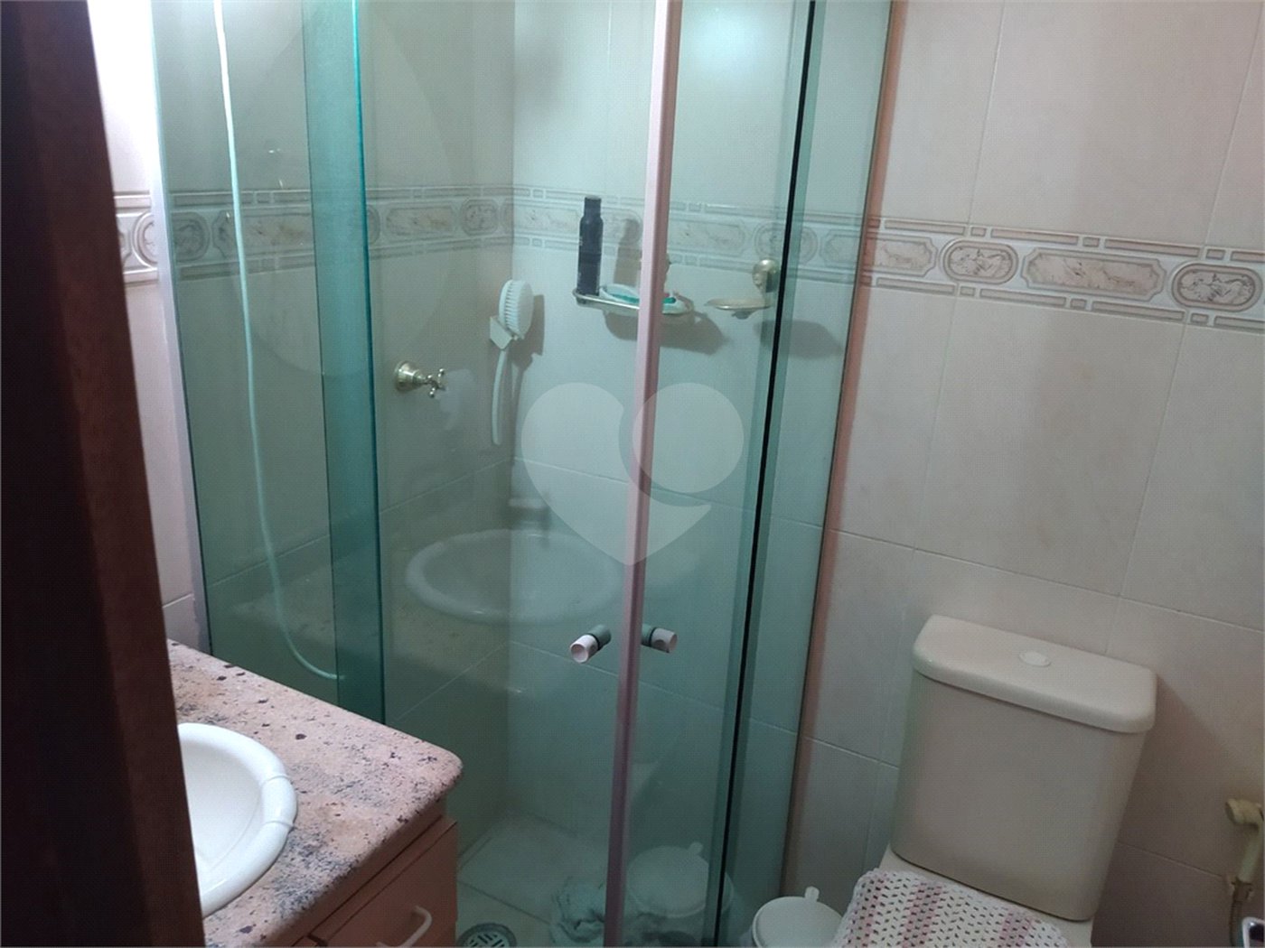 Casa à venda ou para alugar com 6 quartos, sendo 1 suíte, em Vila Junqueira, São Roque, SP
