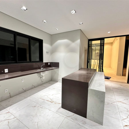 Casa à venda com 3 suítes no condomínio Villa Jardim, Cuiabá - MT