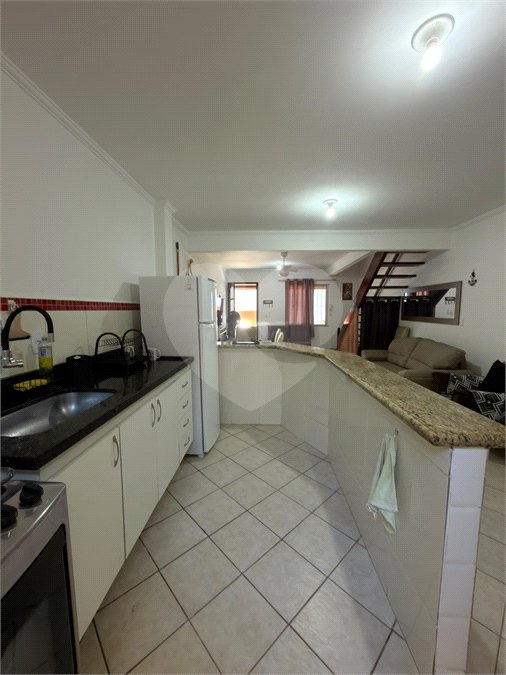 Casa em condomínio à venda com 2 suítes em Palmeiras, Cabo Frio, RJ
