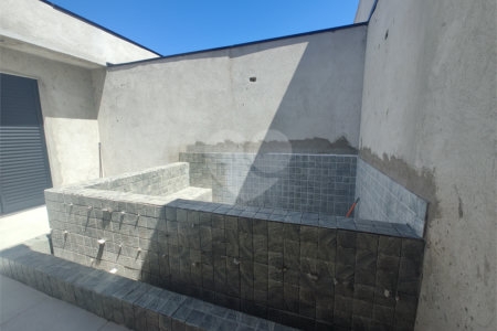 Casa Térrea à venda com 3 suítes em Jardim do Lago, Atibaia, SP