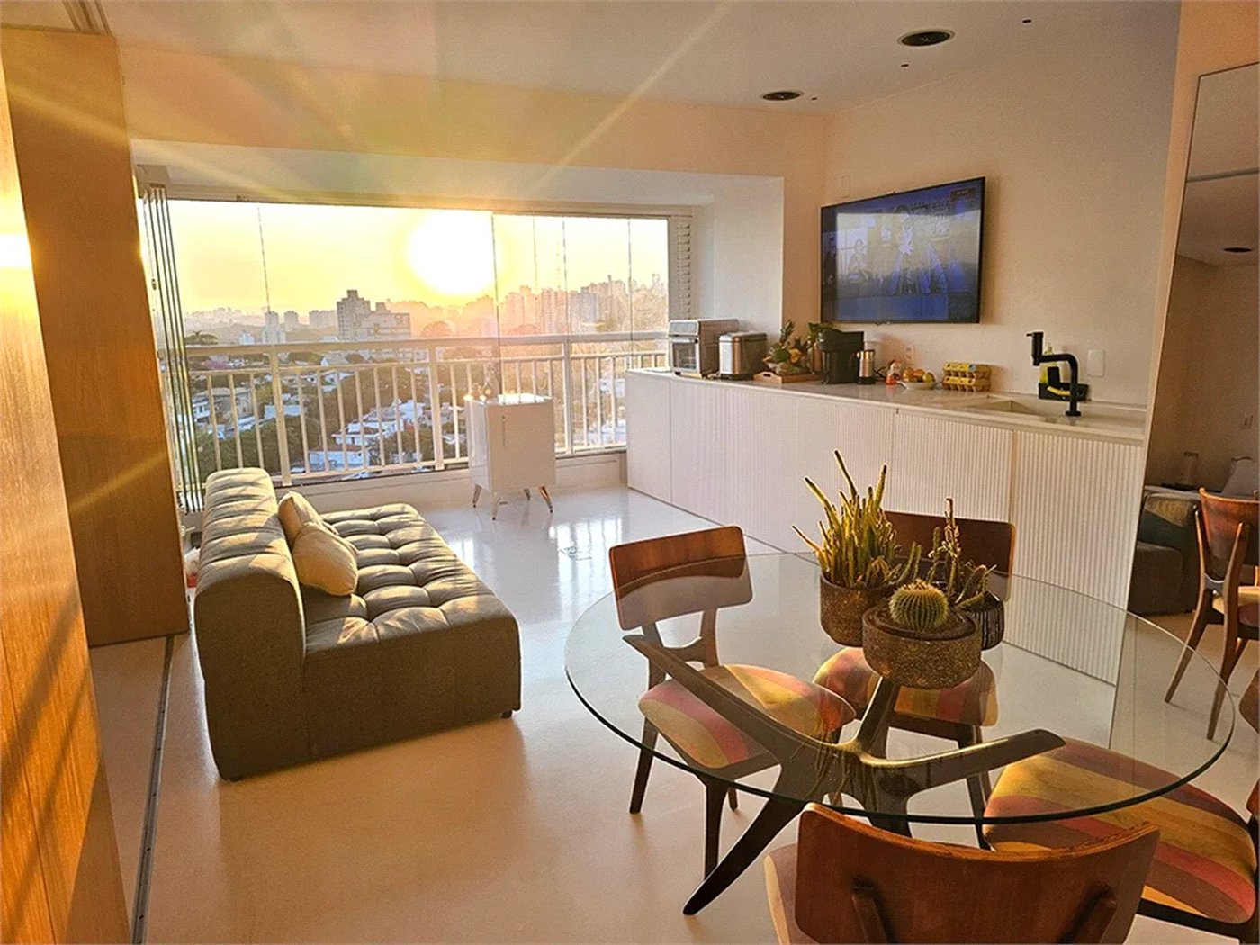 Apartamento à venda com 1 suíte em Sumarezinho, São Paulo, SP
