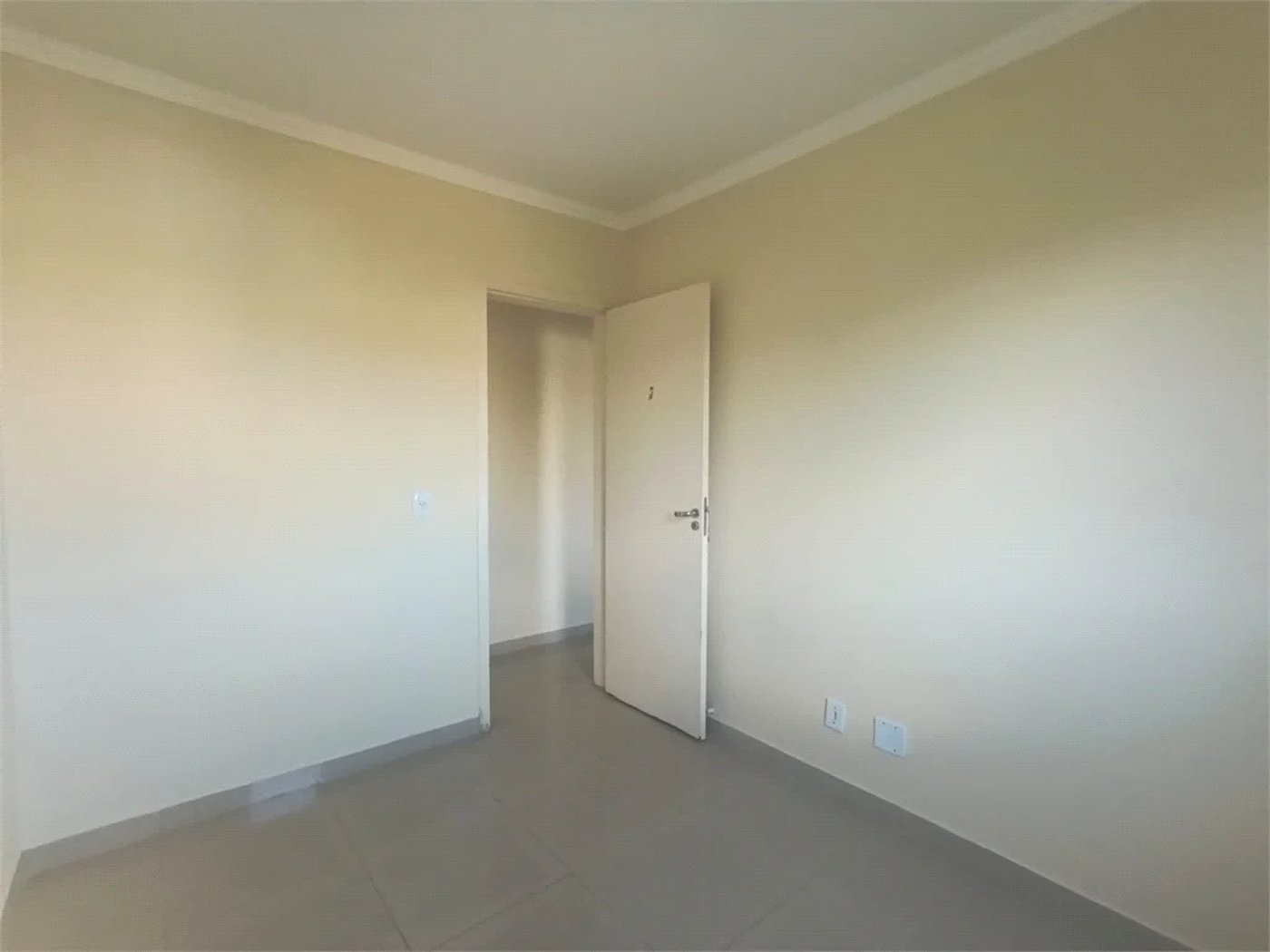 Apartamento à venda com 2 quartos em Parque Ipê, São Paulo, SP
