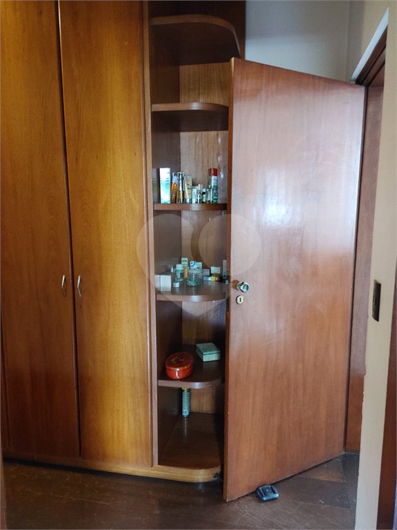 Casa à venda com 4 quartos, sendo 2 suítes, em Parque dos Príncipes, São Paulo, SP