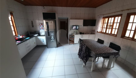 Casa Térrea à venda com 3 quartos em Vila São Pedro, Santo André, SP
