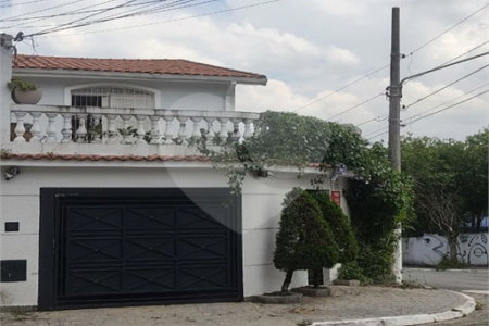 Sobrado à venda com 3 quartos, sendo 1 suíte, em Campo Grande, São Paulo, SP