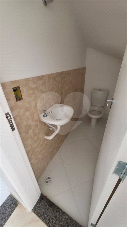 Sobrado à venda com 2 quartos em Guaianazes, São Paulo, SP