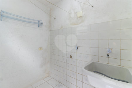 Sobrado à venda com 3 quartos, sendo 1 suíte,  em Real Parque, São Paulo, SP