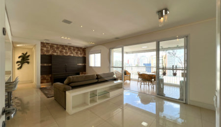 Apartamento à venda com 3 quartos, sendo 1 suíte,  em Vila Andrade, São Paulo, SP