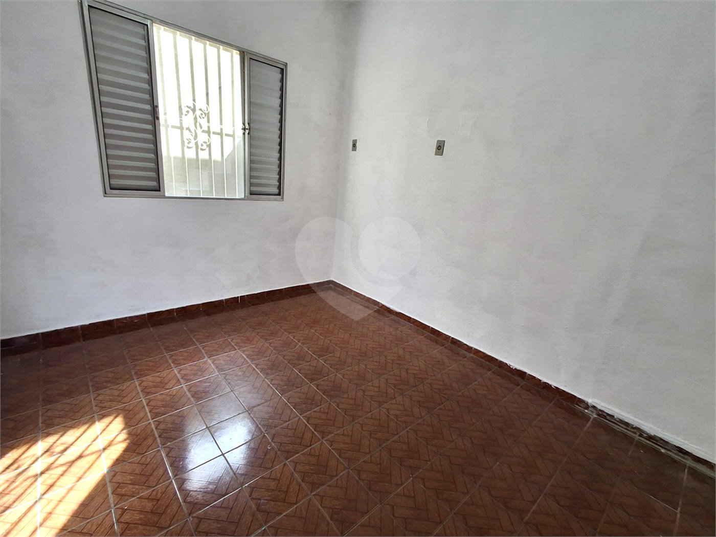 Casa à venda com 4 quartos em Vila dos Minérios, São Paulo, SP