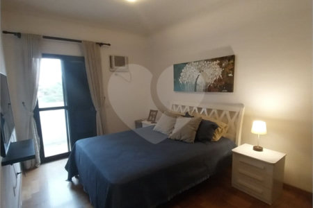 Apartamento à venda com 4 quartos, sendo 1 suíte,  em Vila Ipojuca, São Paulo, SP