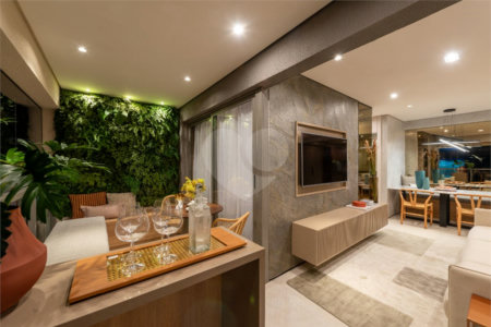 Apartamento à venda com 2 quartos em Santo Amaro, São Paulo, SP