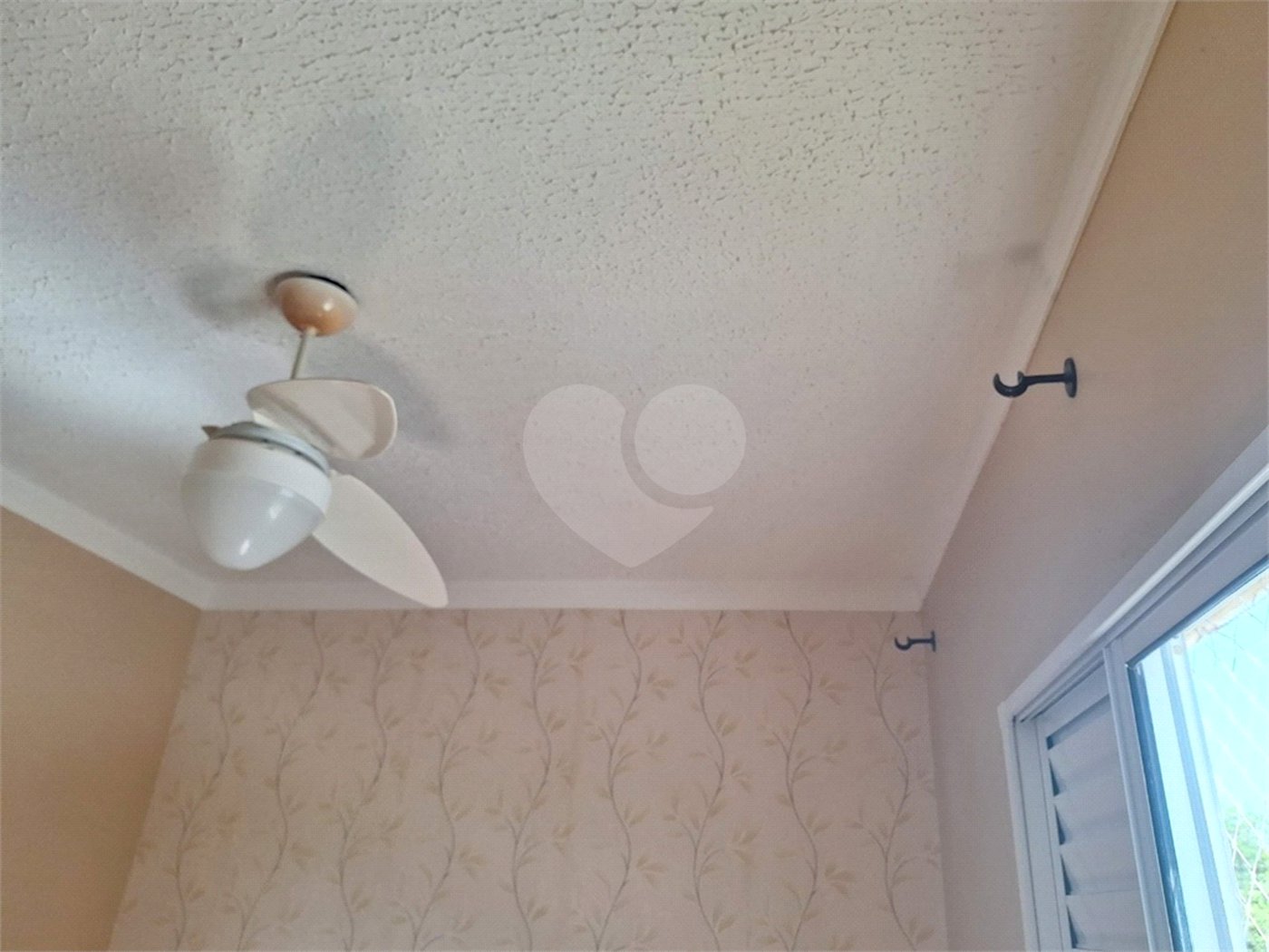 Apartamento à venda com 2 quartos em Jardim Ismênia, São José dos Campos, SP