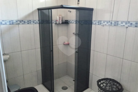Casa à venda com 2 quartos no Centro, Araraquara, SP