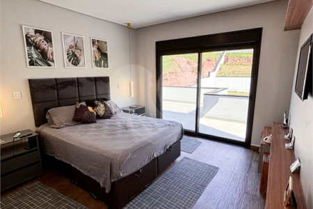 Casa à venda com 3 suítes no condomínio Villa D' Oro, Vinhedo - SP