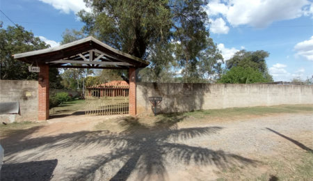 Casa à venda com 3 quartos, sendo 1 suíte,  em Estância Conceição, Itapetininga, SP