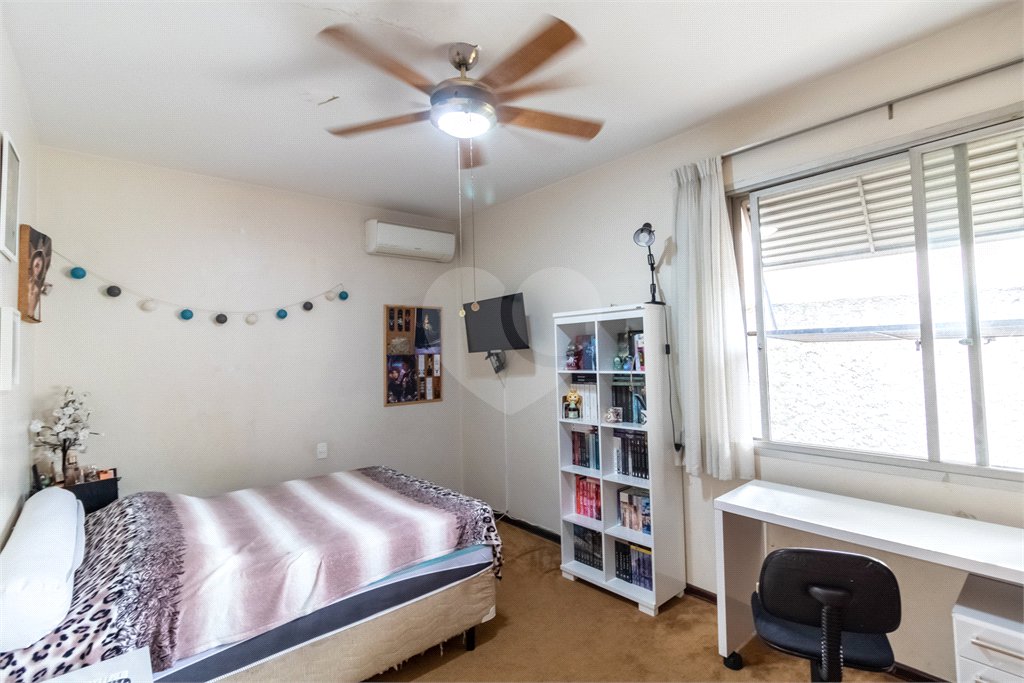 Casa à venda com 4 quartos, sendo 1 suíte, em Jardim Marajoara, São Paulo, SP