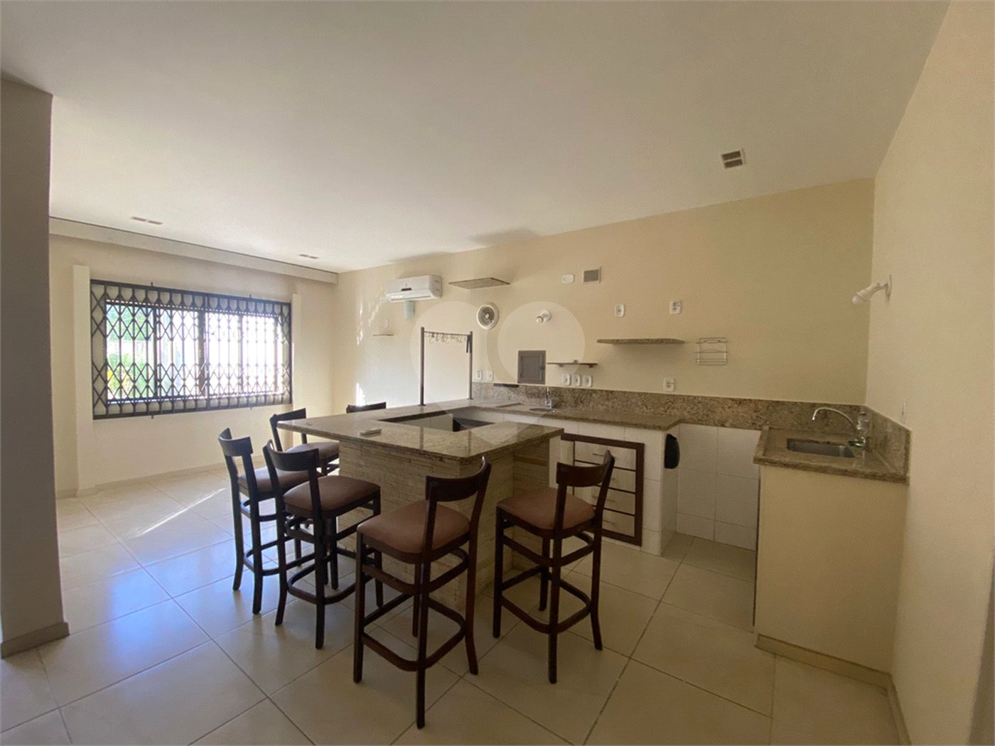 Casa à venda com 2 quartos, sendo 1 suíte, em Campo Grande, Rio de Janeiro, RJ