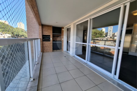 Apartamento à venda com 3 suítes em Vila Ipojuca, São Paulo, SP
