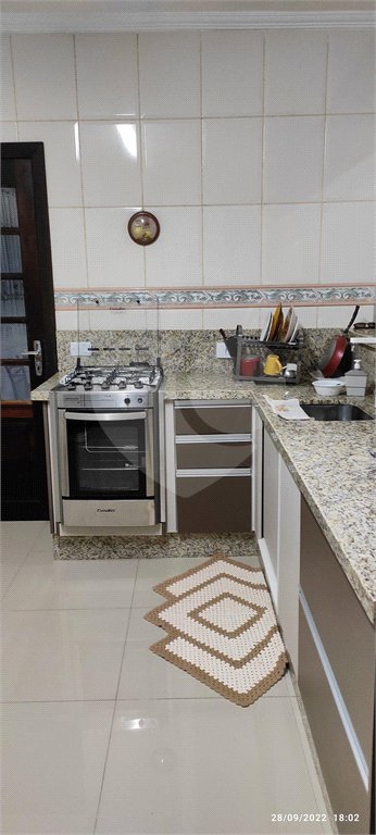 Casa à venda com 3 quartos, sendo 2 suítes, em Conjunto Habitacional Brás Cubas, Mogi das Cruzes, SP