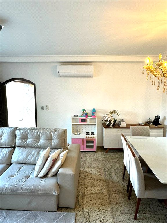 Casa Térrea à venda com 2 quartos, sendo 1 suíte,  em Vila Divina Pastora, São Paulo, SP