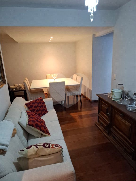 Apartamento à venda com 3 quartos, sendo 1 suíte, em Vila Mariana, São Paulo, SP