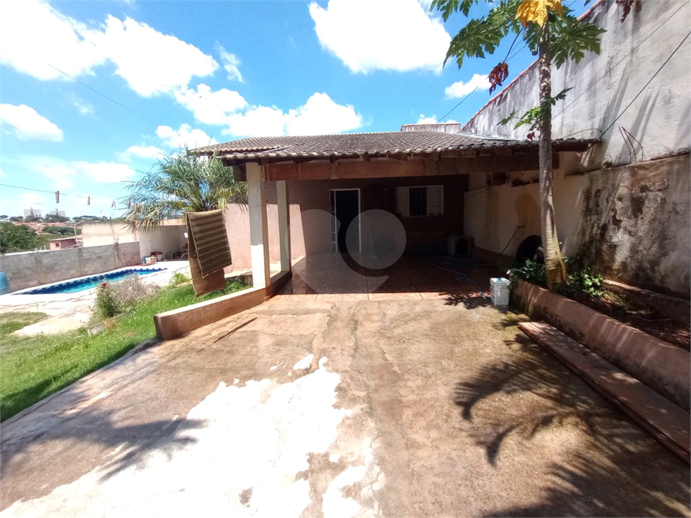 Casa à venda com 4 quartos, sendo 1 suíte, em Jardim Maricota, Itapetininga, SP
