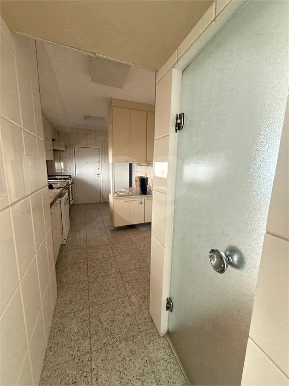 Triplex à venda ou para alugar com 3 suítes em Vila Suzana, São Paulo, SP