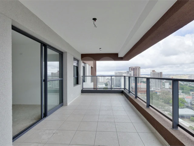 Apartamento à venda com 2 quartos, sendo 1 suíte,  em Santo Amaro, São Paulo, SP