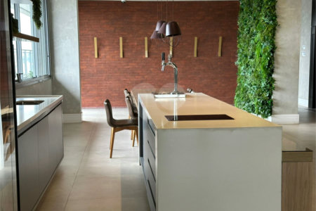 Apartamento à venda ou para alugar com 1 suíte em Pinheiros, São Paulo, SP