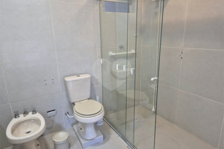 Casa à venda com 4 quartos, sendo 2 suítes, em Vila Mascote, São Paulo, SP