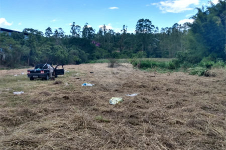 Terreno à venda em Cézar de Souza, Mogi das Cruzes, SP