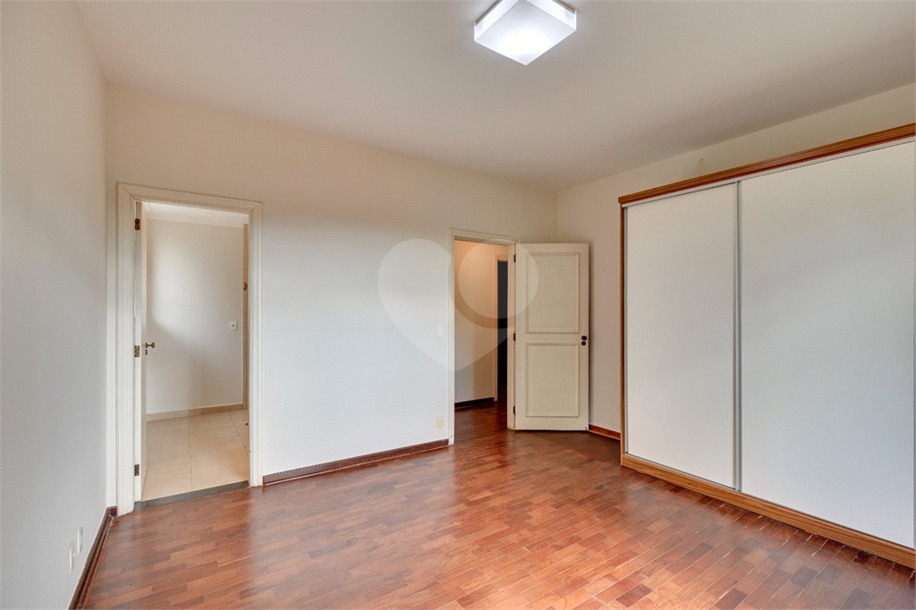 Casa de Vila à venda ou para alugar com 3 suítes em Alto da Boa Vista, São Paulo, SP