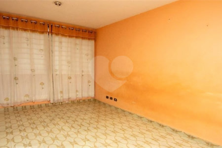 Casa à venda com 3 quartos, sendo 1 suíte,  em Vila Sônia, São Paulo, SP