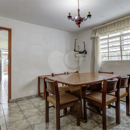 Casa à venda com 3 quartos, sendo 1 suíte, em Vila Clementino, São Paulo, SP