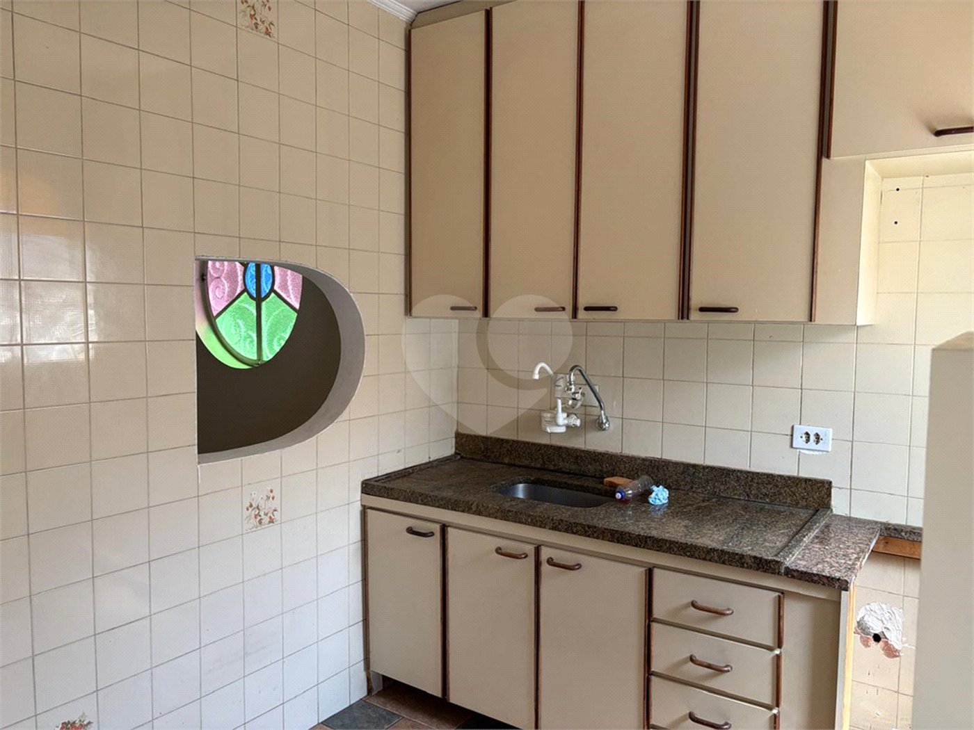 Casa à venda com 4 quartos, sendo 3 suítes, no condomínio Parque Itatiaia, Mairiporã - SP