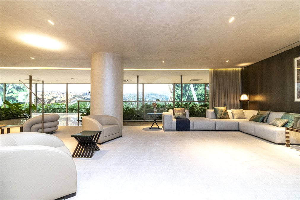 Apartamento à venda com 4 suítes em Jardim Guedala, São Paulo, SP