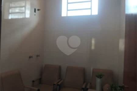 Chácara à venda com 3 quartos, sendo 1 suíte, em Chácara Flora Araraquara, Araraquara, SP